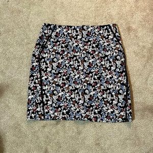 LOFT Floral mini skirt
